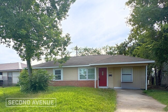 Building Photo - 10310 Buffum St Rental