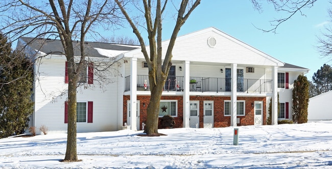 Fountain Circle - Fountain Circle Apartments