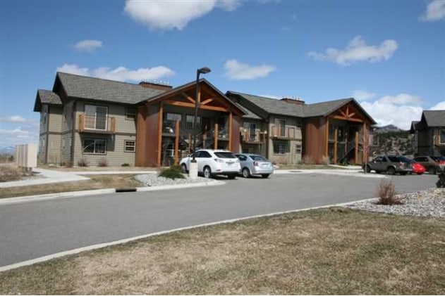 Primary Photo - Saddleview Apartment Homes