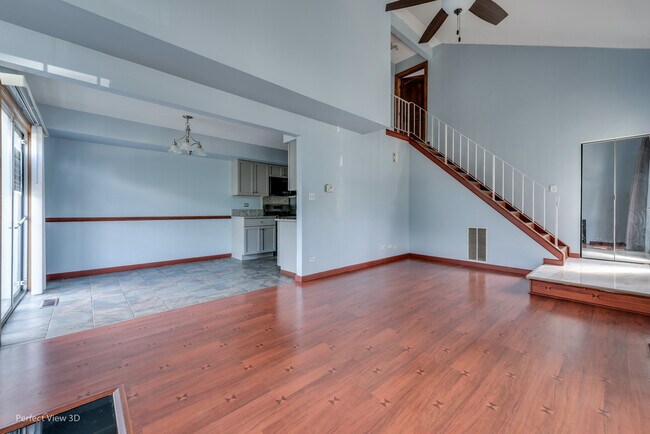 Photo - 357 Wisteria Dr