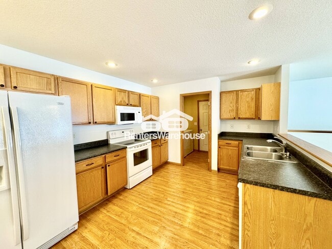 Photo - 2011 E 1st Ave