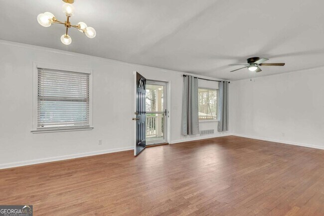 Photo - 2015 E Camellia Dr