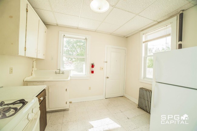 Photo - 241 York St Unit 5