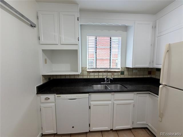 Photo - 340 S Franklin St