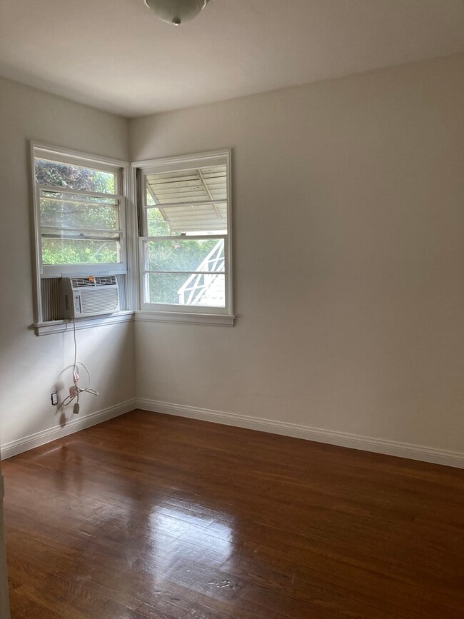 Photo - 11474 Cumpston St