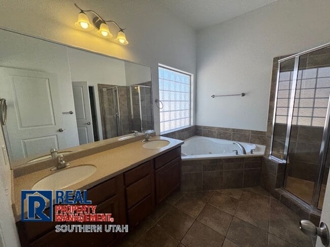 Photo - 4 Bedroom near Costco