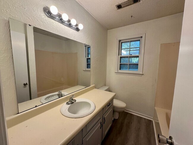 Photo - This home offers convenience and comfort!