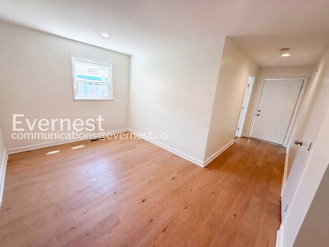 Photo - 4729 Avenue N