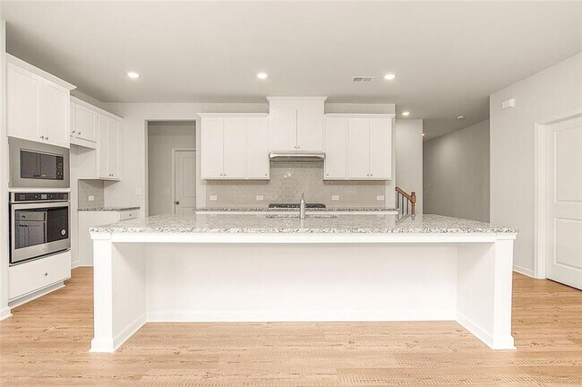 Photo - 410 Pt Pl Dr