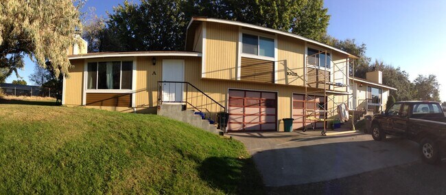 1005 S Zillah Ct Unidad A
