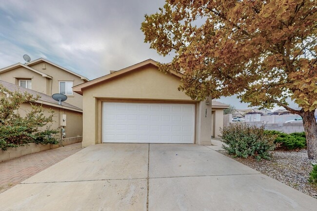 Photo - 6056 Malpais Park Ave NW