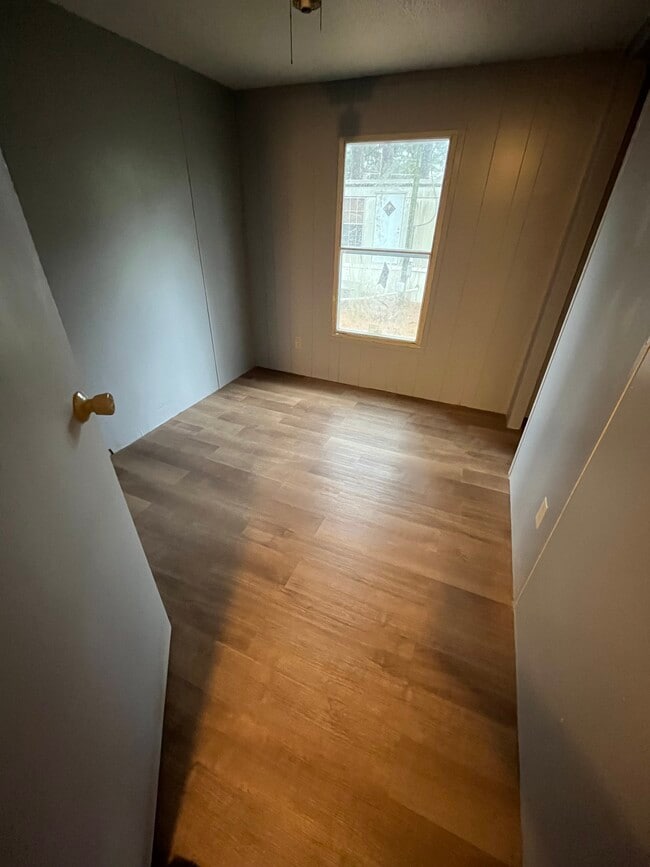 Photo - Trailer 2 Trailer