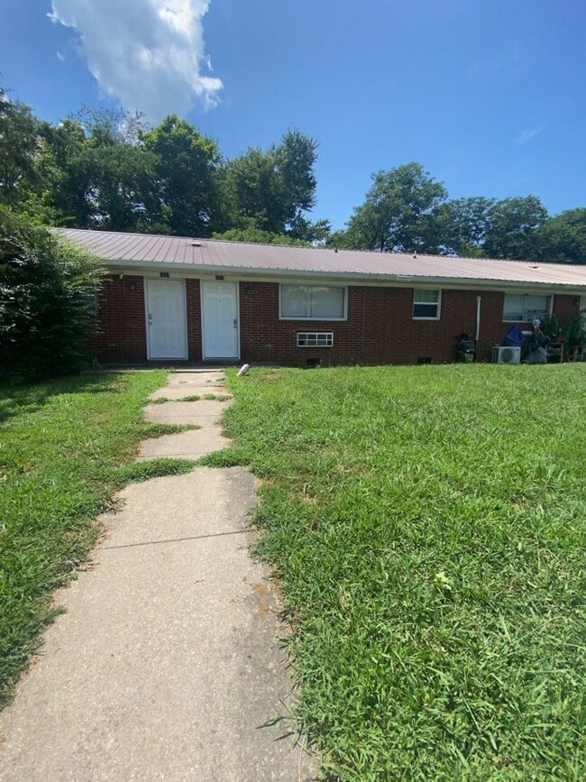 Photo - 1619 Jefferson St