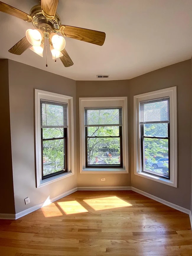 Photo - 1024 W Leland Ave Unit 3W