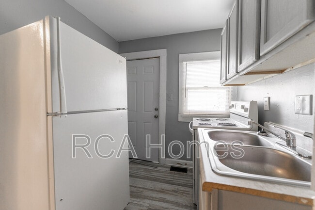 Photo - 140 Villa Ave