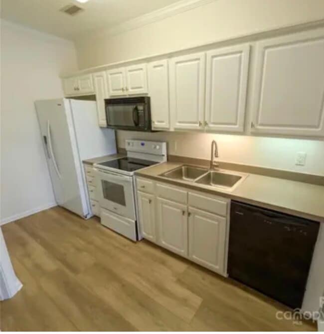 Photo - 1410 4th St Dr NW