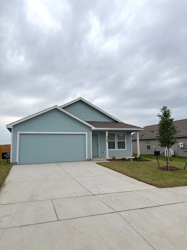 Photo - 3703 Oleander Pl