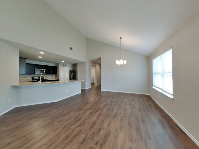 Photo - 15451 Bosque Viejo Trl