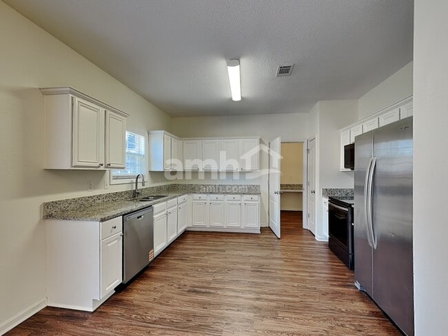 Photo - 2613 Newtons Crest Cir