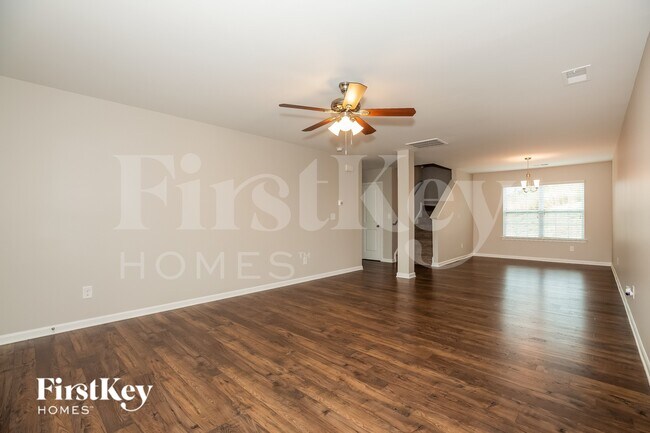 Photo - 1512 Summer View Ln