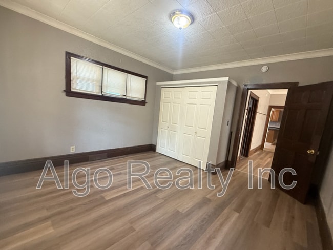 Photo - 1040 Jessie St