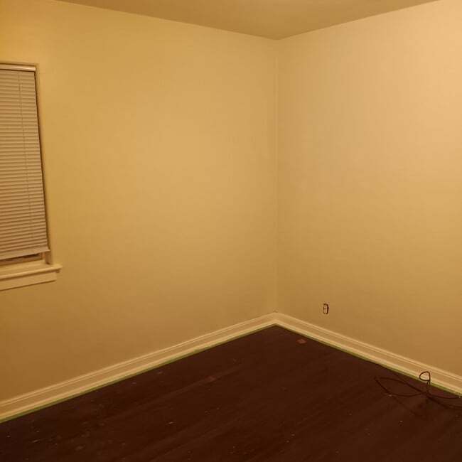 Photo - 220 Taft St