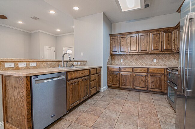 Photo - 5710 Llano Ct