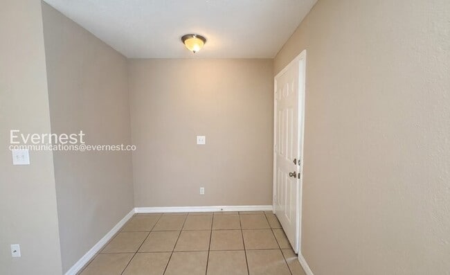 Photo - 3060 St Paul Dr