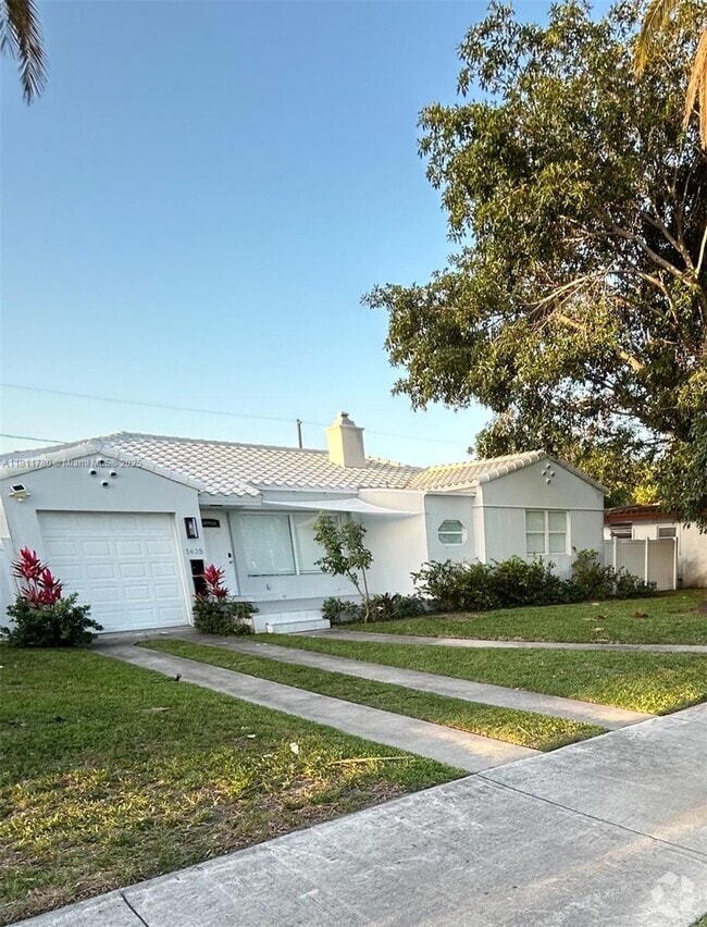 Building Photo - 1625 Hollywood Blvd Rental