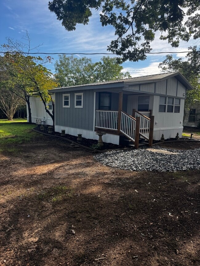Building Photo - 86 Stocks Dr Rental