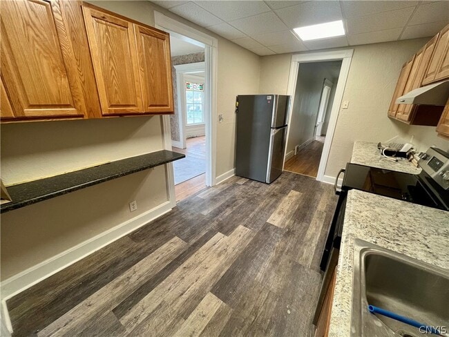 Photo - 173 E Genesee St