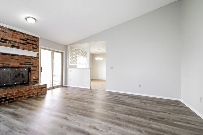 Photo - 1353 Oswego Dr