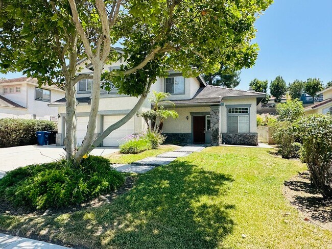 Photo - Spacious 4 Bedroom with Loft in Loma Linda