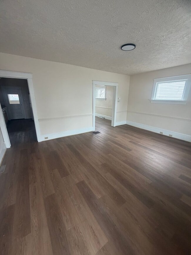 Photo - 3 Bed 1 Bath with 2 car garage