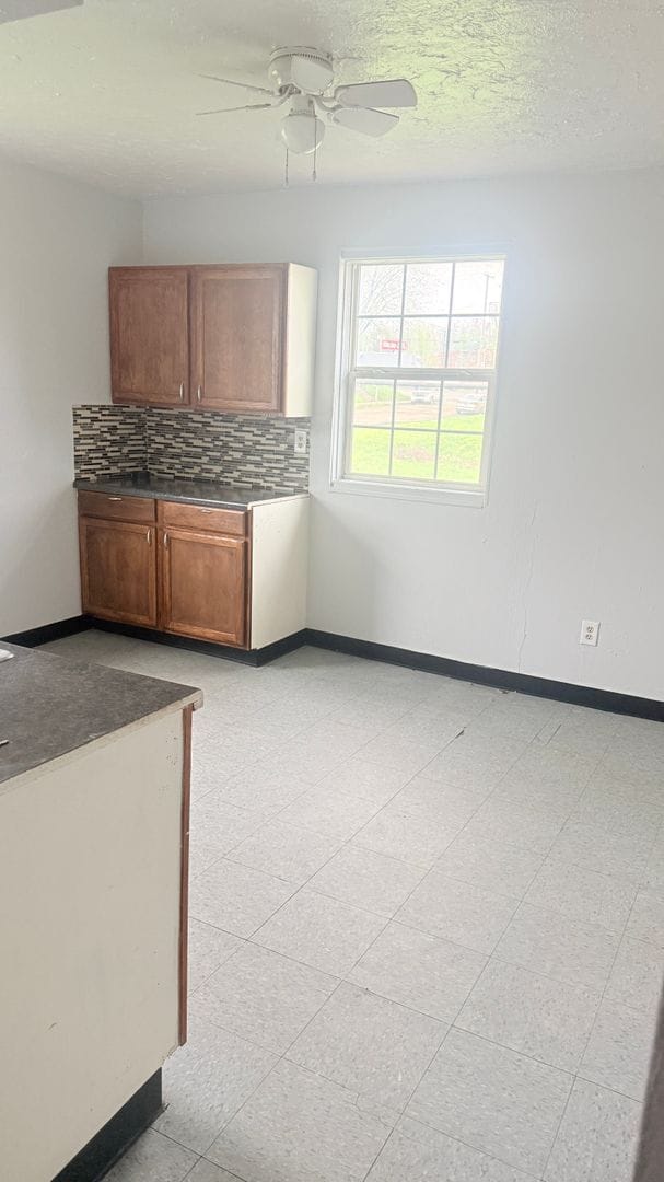 Photo - 501/503 S walnut St Unit 503 S walnut apartment 2