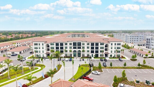 Building Photo - Adria Rental