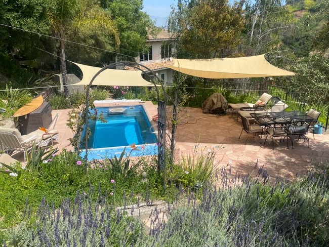 pool use with owner's permission - 3852 Camino de Solana