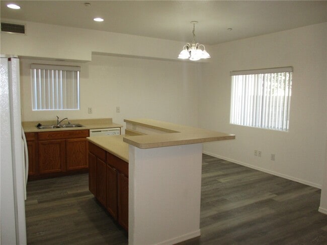 Photo - 1765 Central Ave