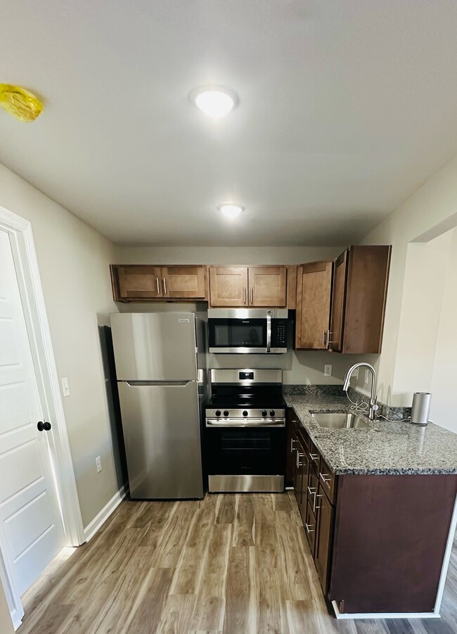 Glenwood - Glenwood Condo Unit 3