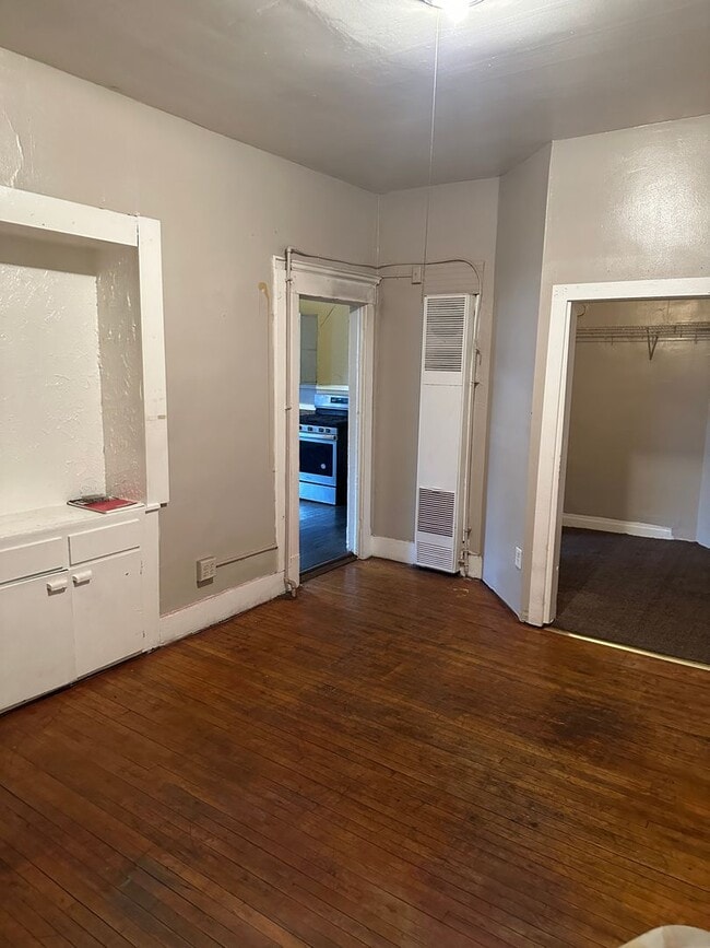 2 Bedroom Westside of Saint Paul - 2 Bedroom Westside of Saint Paul Apartment Unit 11