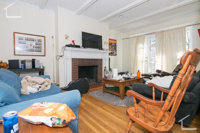 Building Photo - Perfect for BU Students - Near the B and C... Rental