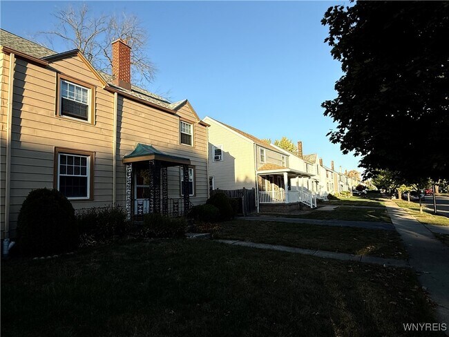 Photo - 161 Pullman Ave