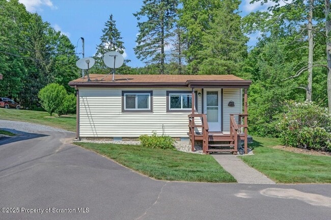 Photo - 970 PA-307 House