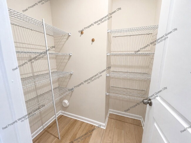 Photo - 2407 Lazette Dr