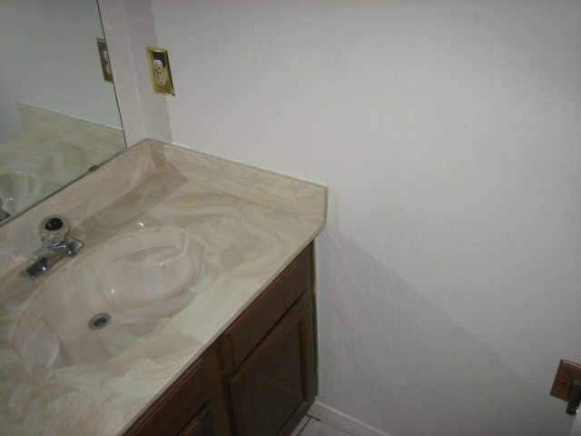 Photo - 2919 Great Lakes Ave