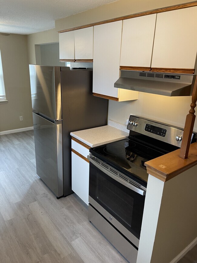 Photo - 2716 Alder Creek Dr S Unit 2