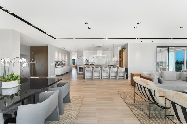 Photo - 4701 N Meridian Ave Unidad 512