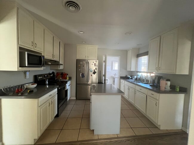 Photo - 2969 Rosemary Ln