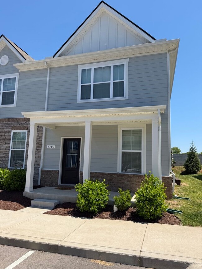 Building Photo - 3 BR/2BA | Newly Renovated Single Family Home | Covered Patio | In Columbia!