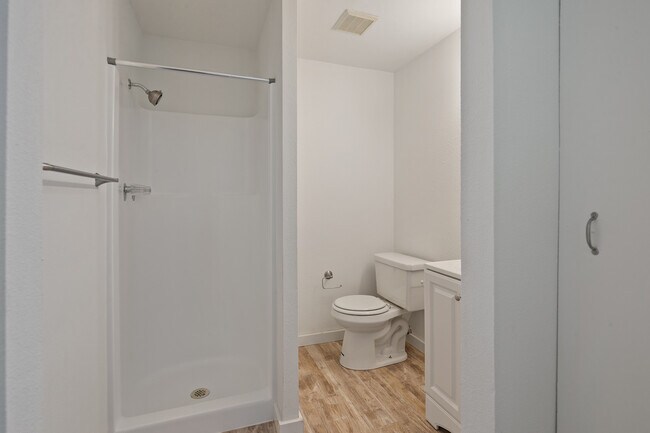 Photo - Cedar Mill Apartments